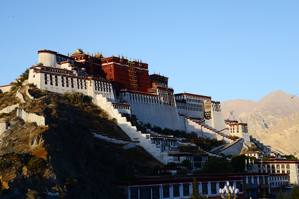 第几个月能够开放布达拉宫,从哪里能够看布达拉宫开放通知