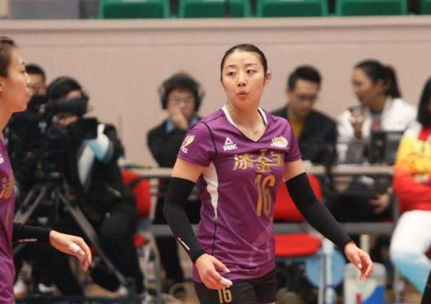 强行复出？姚迪渴望出战明晚比赛，天津女排征召孟豆或表明态度