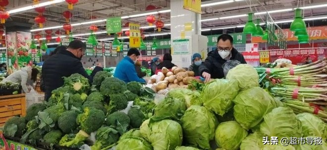 逆风而行无畏无惧,逆风而行抗击台风