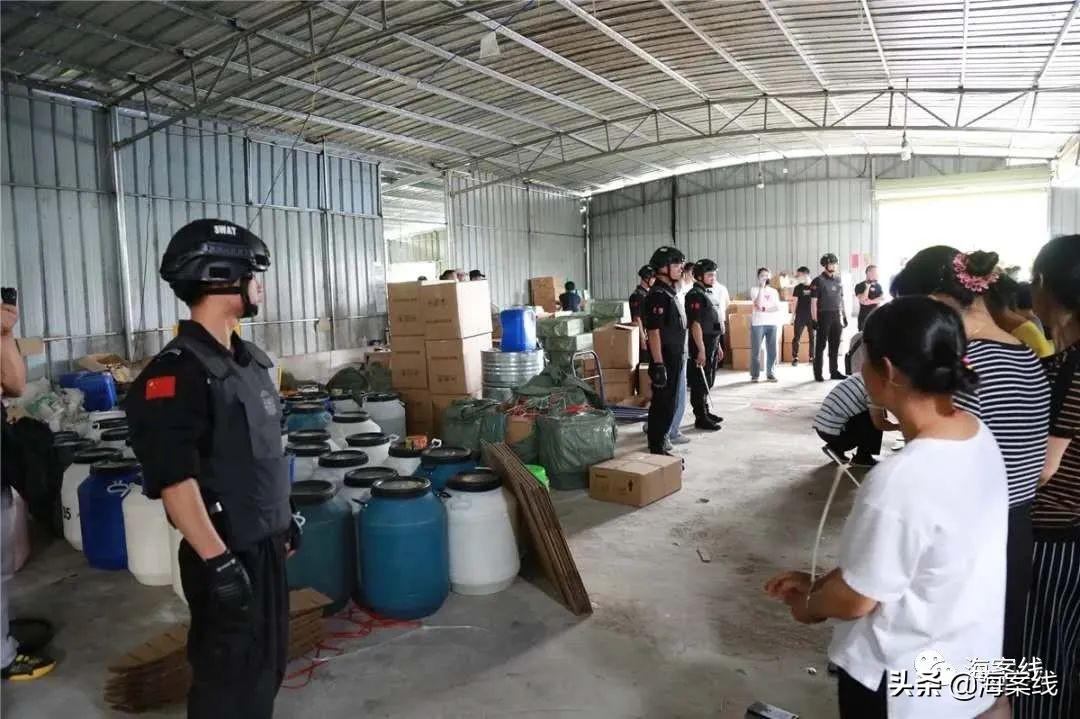特大生产销售假冒伪劣国际名牌化妆品案|贵港警方捣毁窝点2个，涉案价值超2亿元