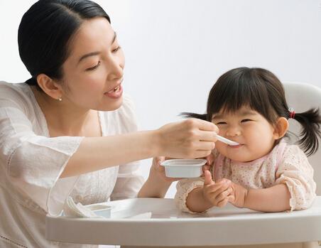 小孩锌缺了是啥症状,孩子锌元素摄入不足的表现