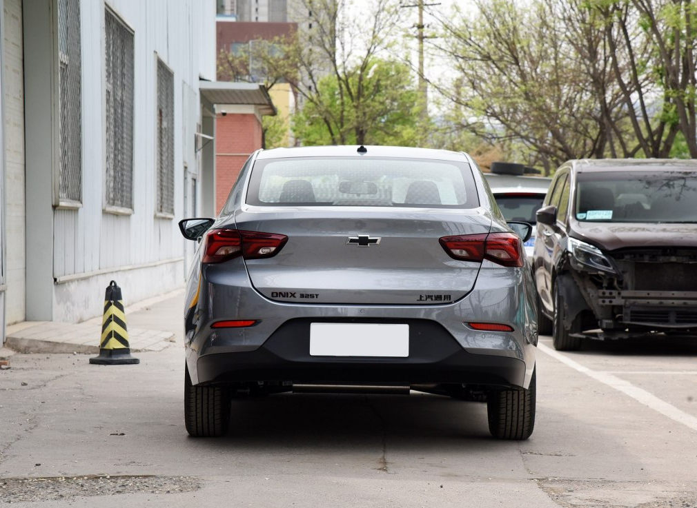 几款国六合资b级车降价最低12万起,国六标准油耗59升不足18万开回家