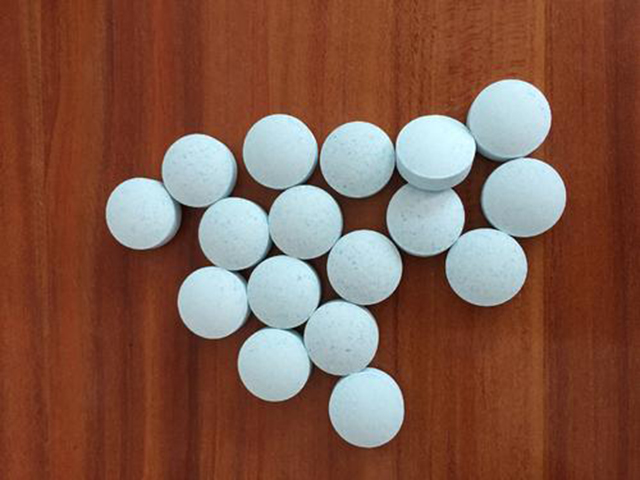 美缝黑了清洗妙招,美缝边缘黑洗不掉