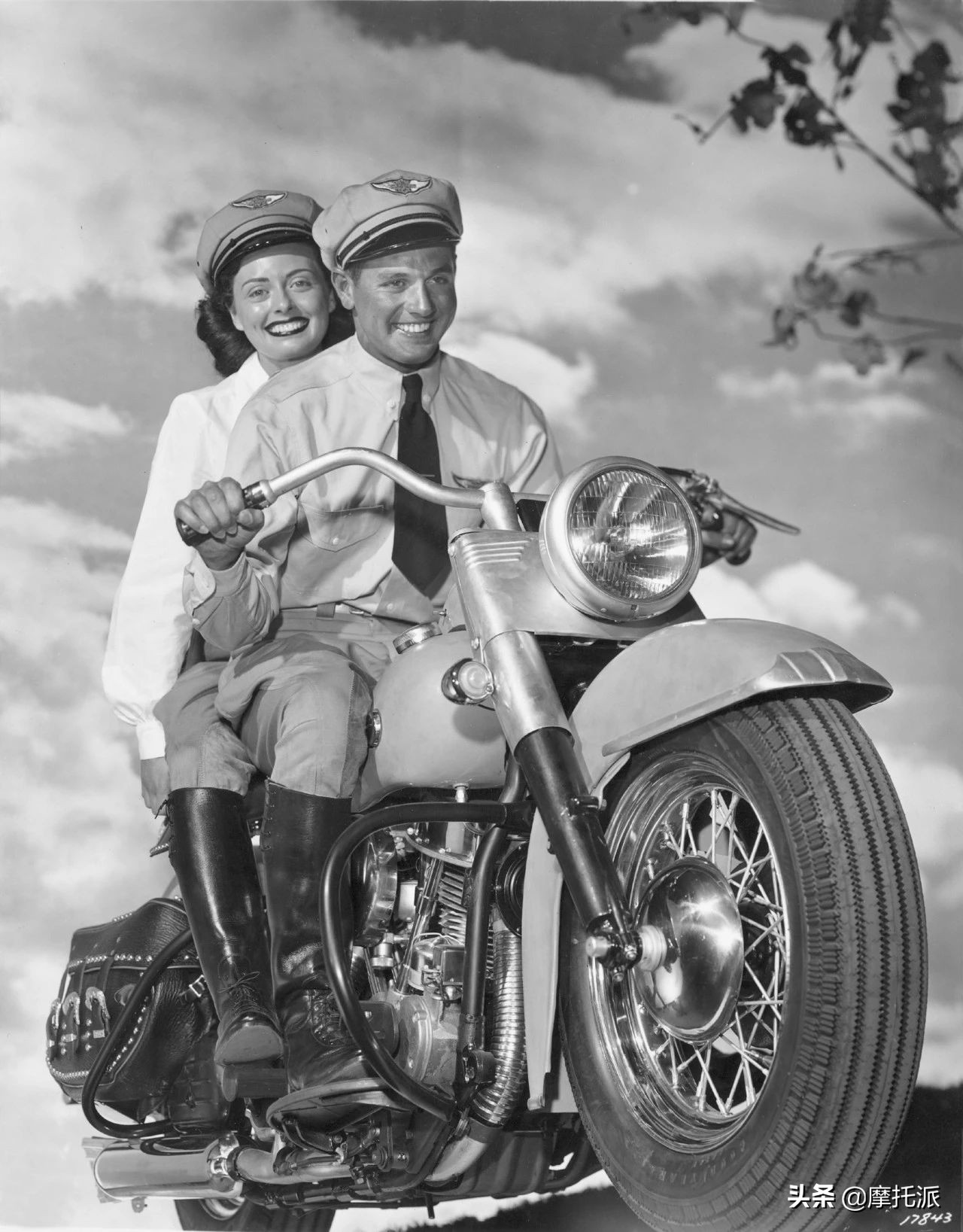 哈雷戴维森成长历程,最早的哈雷戴维森