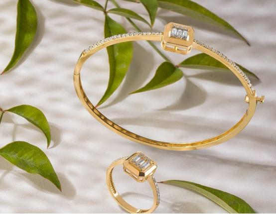 黄金饰品能够和什么饰品搭配,黄金饰品搭配技巧和方法图片