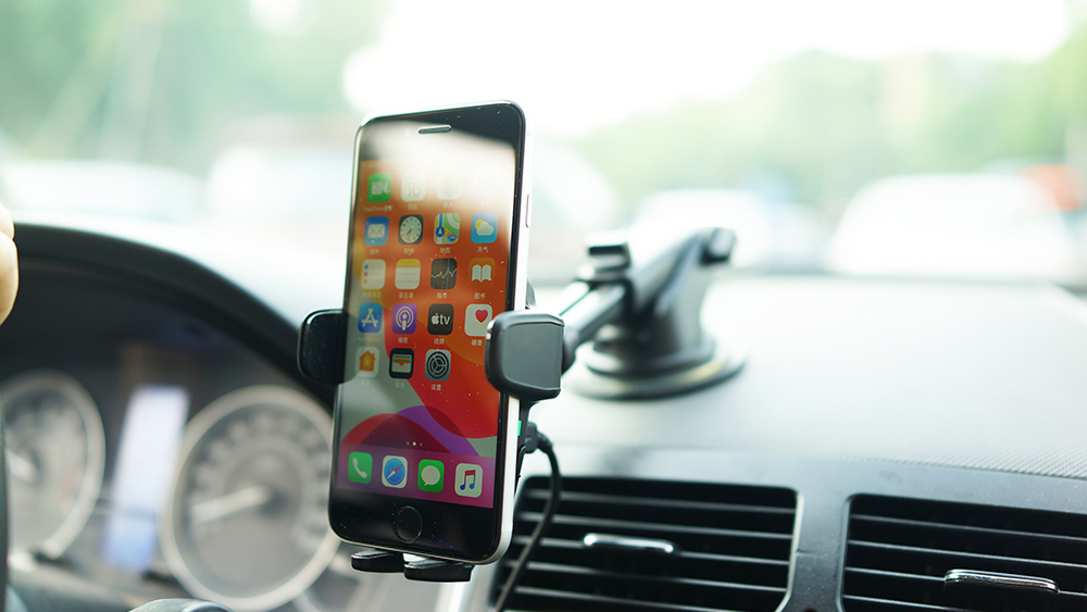 苹果se第二代值得入手吗,有iphonese2代吗