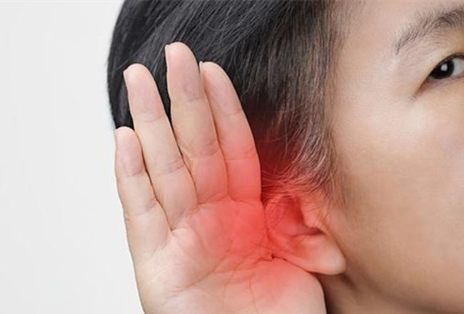 为什么耳朵一使劲就咯吱咯吱响,为什么耳朵一使劲会有隆隆的声音