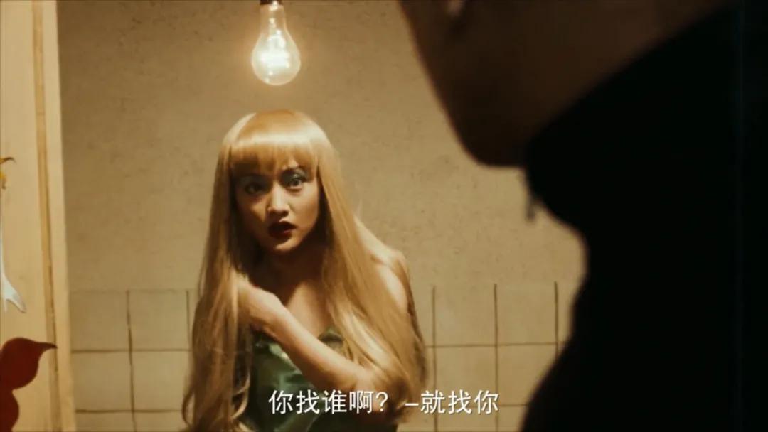 周迅的第一次给了娄烨，*片禁**中的残酷爱情