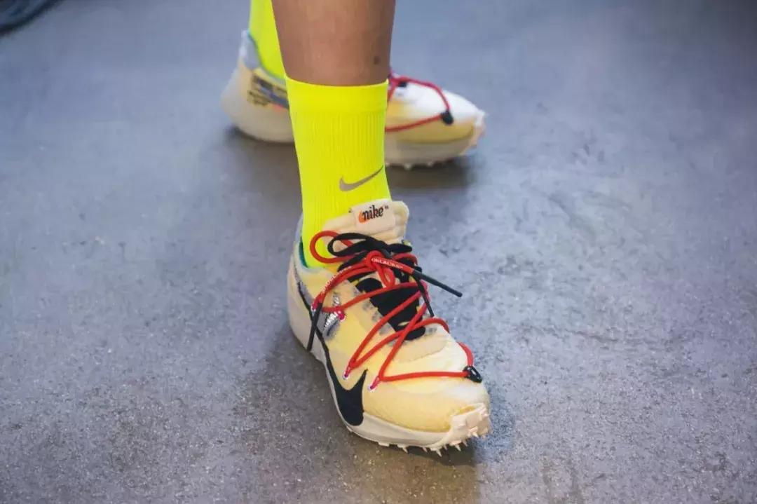 nikeoffwhite联名鞋2019年联名款,off-whitexnikemid