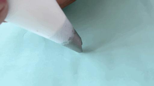 动物奶油裱花基础知识和手法,巧克力蛋糕裱花基础手法