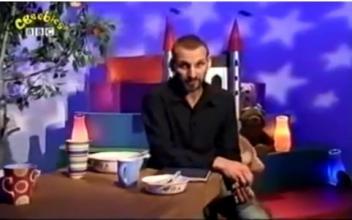 孩子不懂英语能够看英语动画片么,合适英语一二年级看的英语动画片