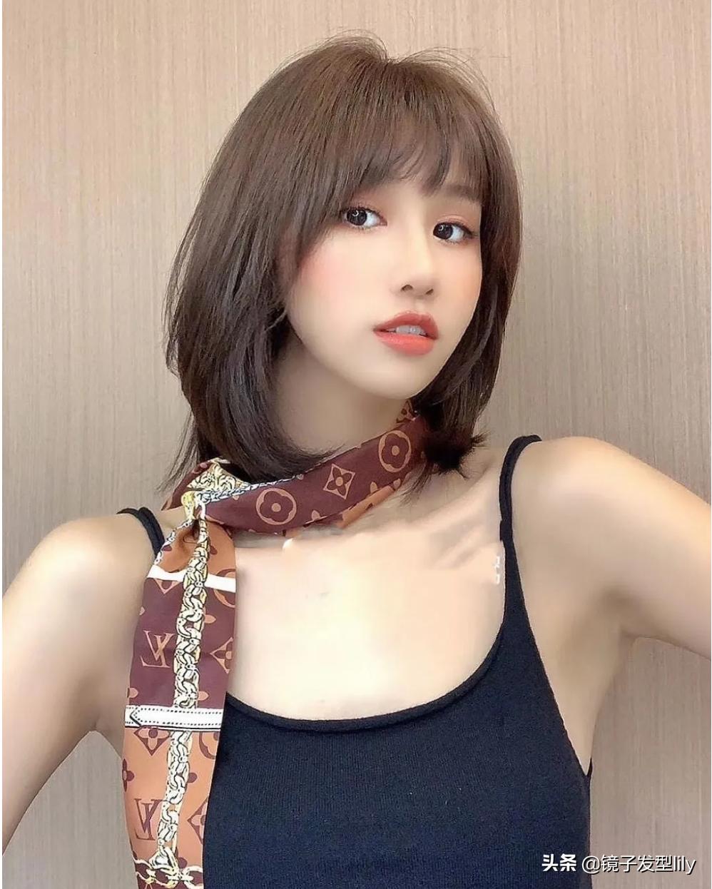 可爱的发型显脸小长发,小脸型短发发型设计