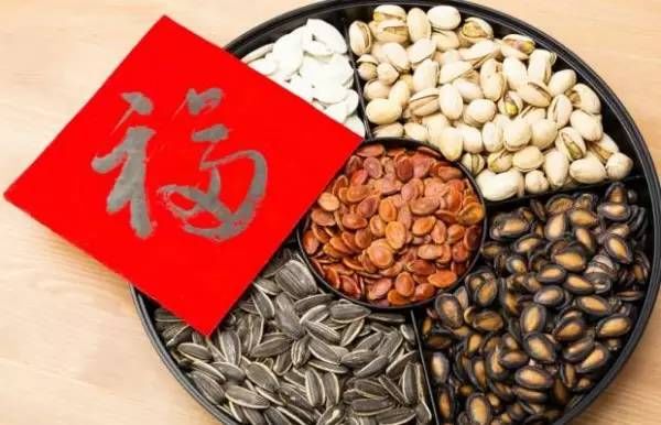 寻物|这个年出不了门，在家嗑瓜子吧，或许能尝到幸福的味道
