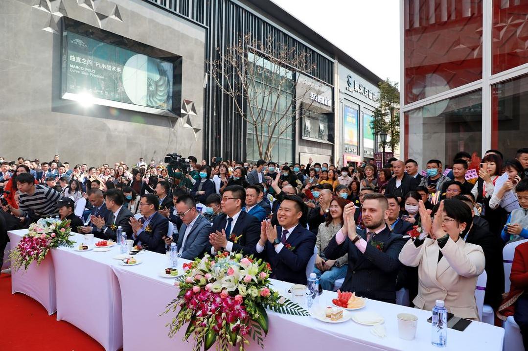 诺贝尔瓷砖大店,诺贝尔瓷砖经营模式