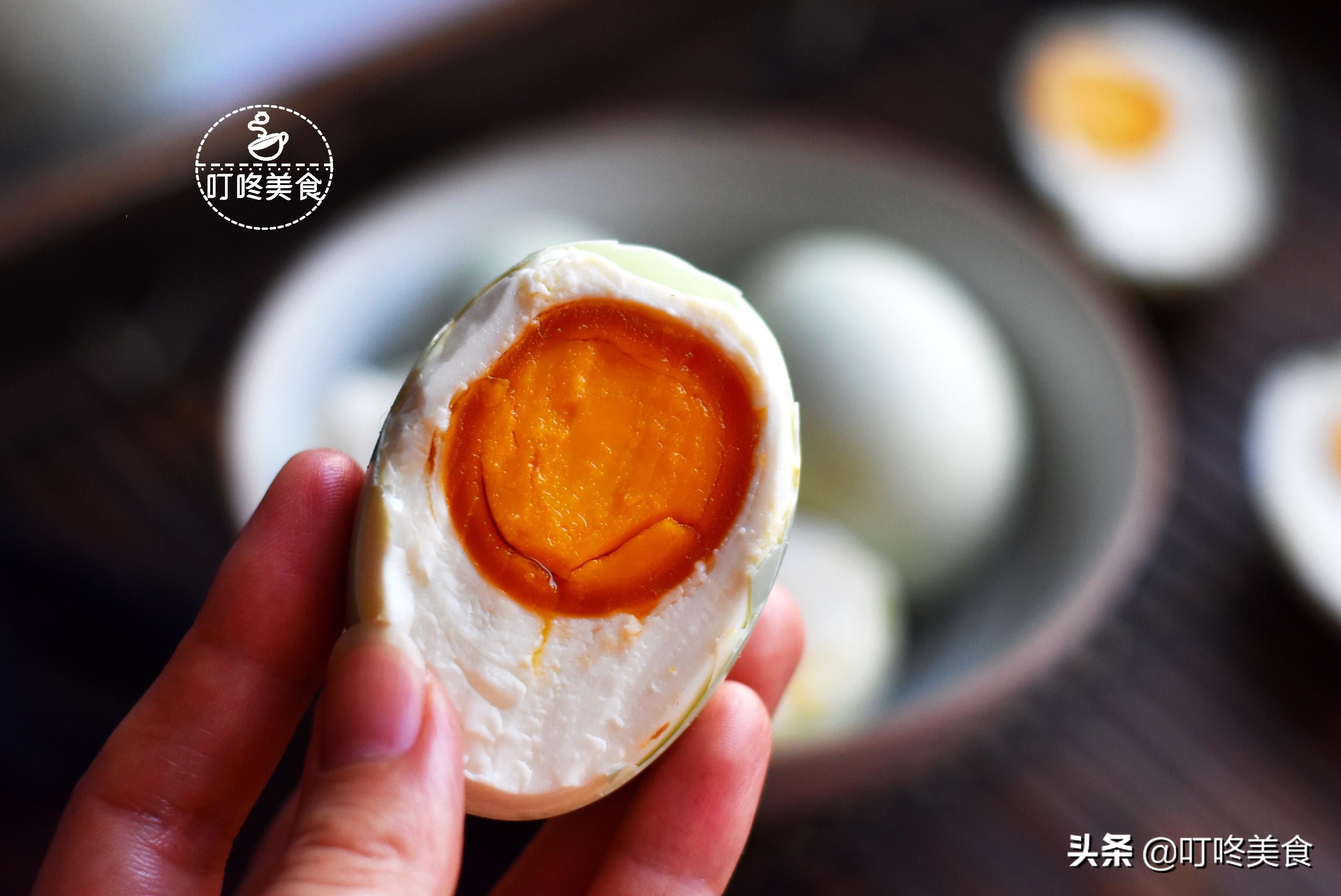 想吃咸鸭蛋但不是很咸怎么办,想吃咸鸭蛋有哪些好方法