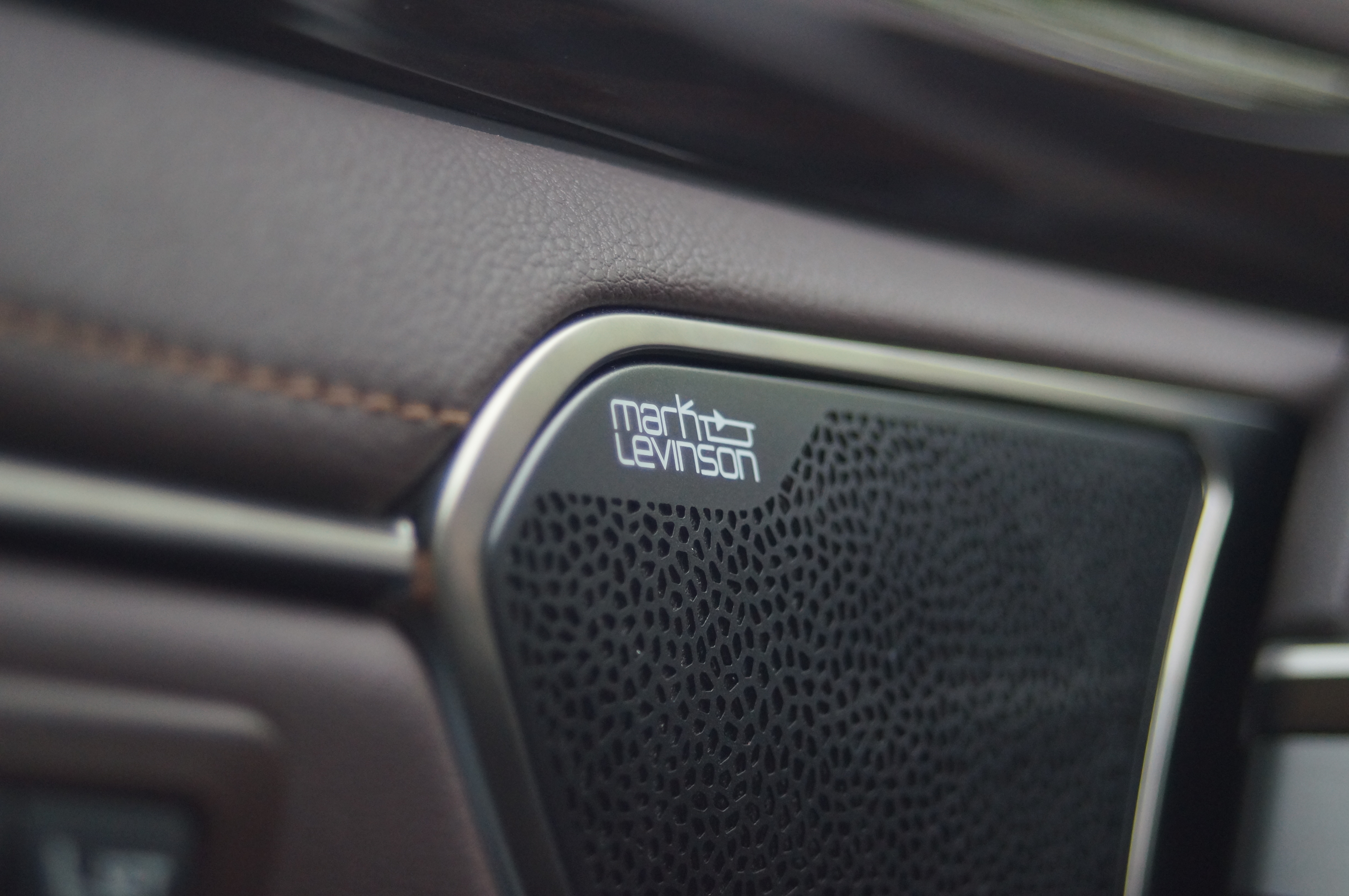 汽车各品牌音响对比,汽车品牌音响和普通音响的区别