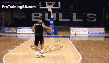 合适篮球新手练的过人小技巧,篮球新手值得练的动作