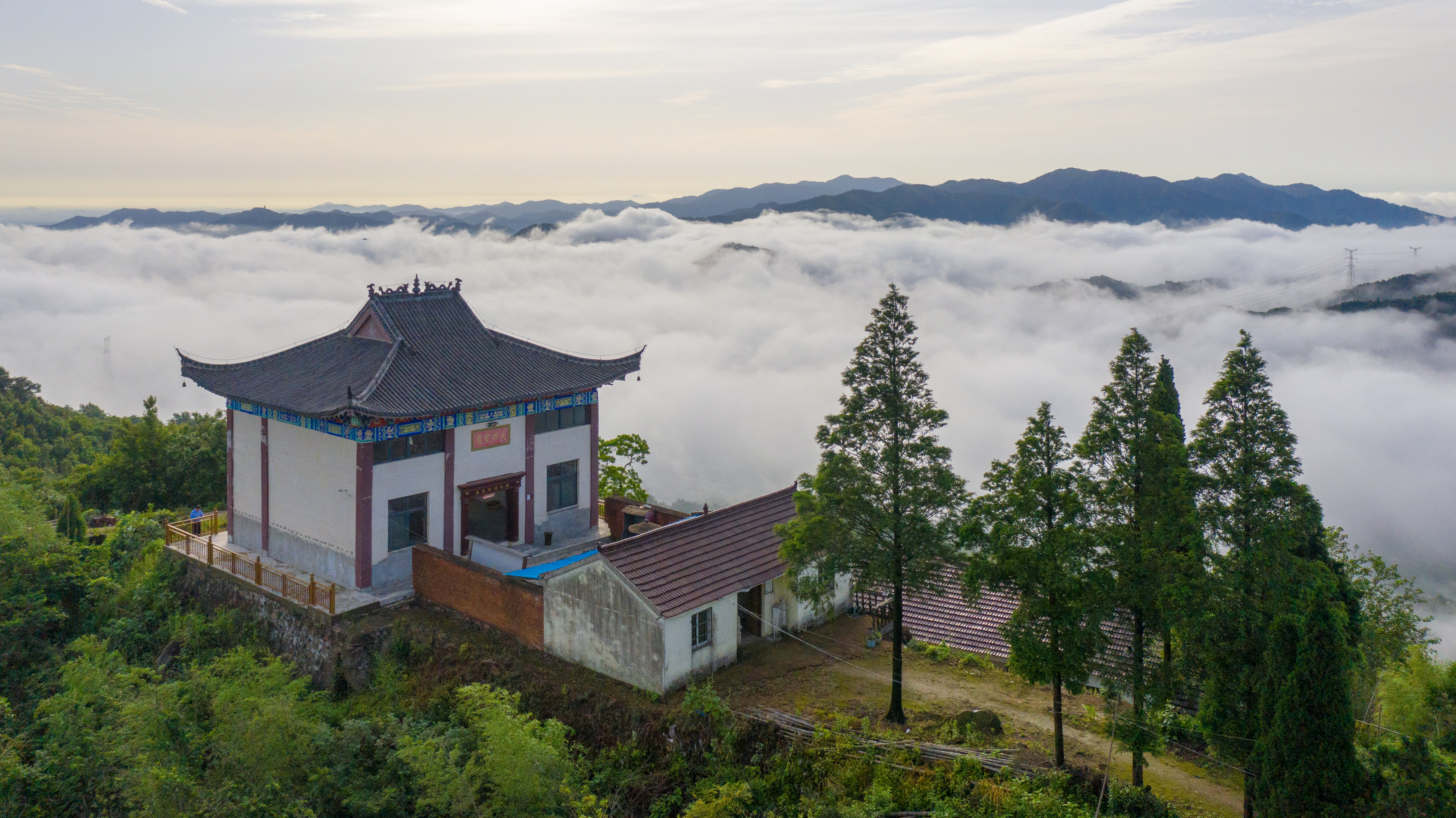 安徽舒城：巅峰雄踞古迹寨，云端端坐莲花庵