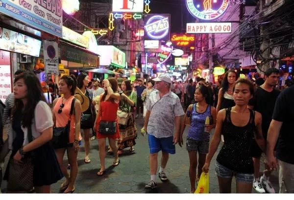 这里租妻合法，艾滋指数全球第一，每年竟还有3000万人要去