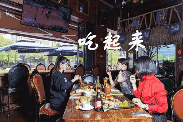 地铁下班后工作人员在干什么,在地铁公司上班是什么样的