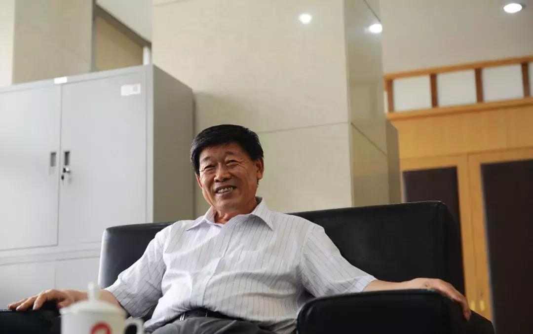 中国真正的隐形首富家族,中国最低调的首富富二代