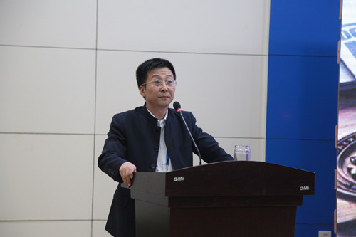 从甘肃农村走出，他带领团队攻破要害技术堡垒，水平达国际先进，获全国表彰！