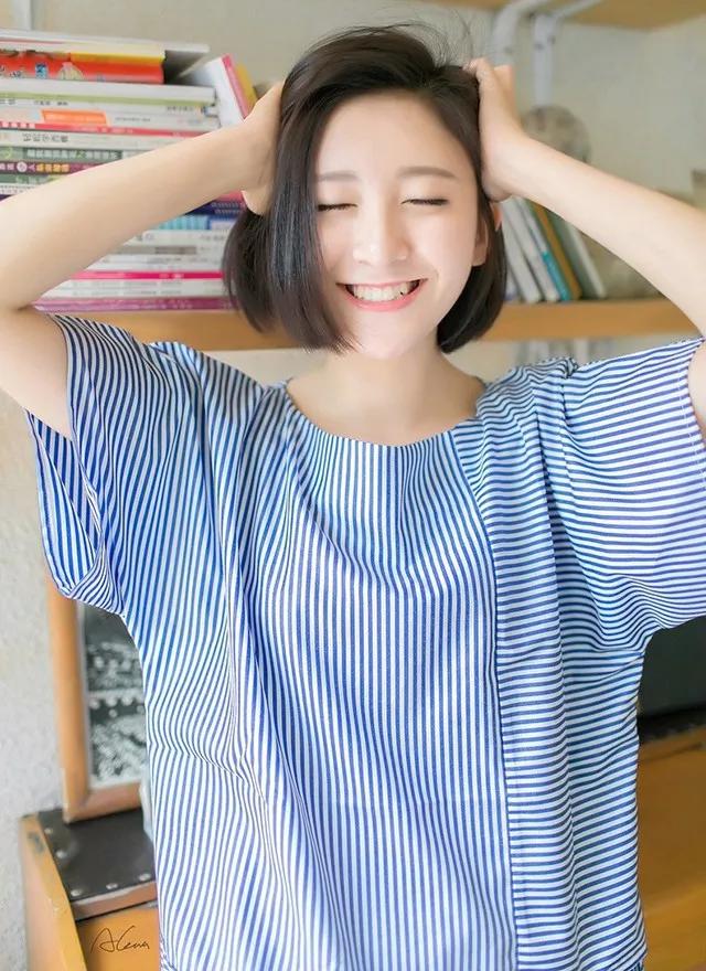 短发大饼脸2022年最流行的发型,大饼脸合适什么发型短发