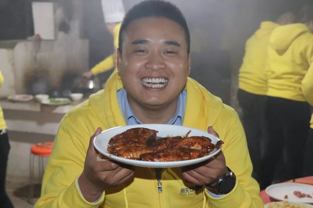 激情成就梦想汗水铸就告捷,激情成就梦想团队铸就辉煌前言