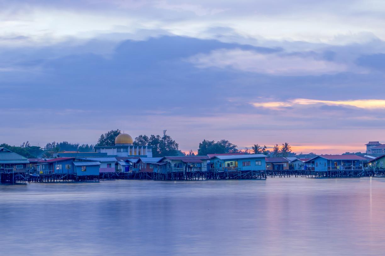 华人出力建设的地方，海鲜价是国内三分之一，20元打车能逛全城！