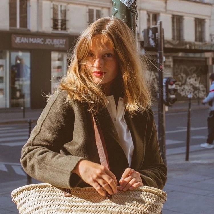 合适黑长直的百搭发型,黑长直的减龄发型