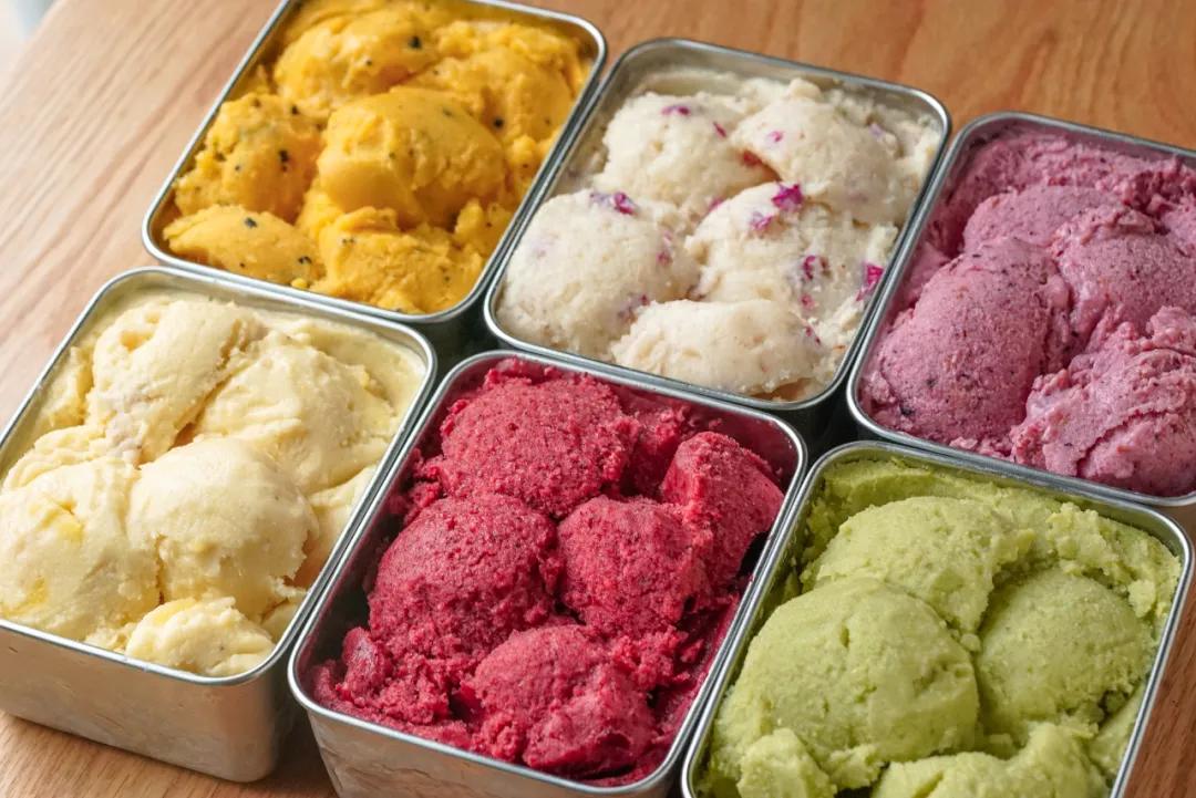 不加酸奶不加淡奶油的水果冰淇淋,不加牛奶只加奶油的原味冰淇淋