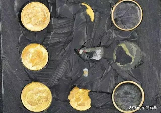 美军飞行员为何必带金表和钞票？行家：要害时刻能救命