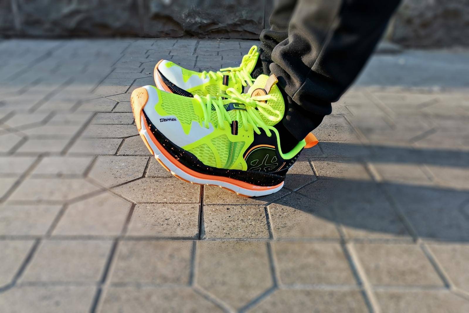 必迈爆款跑鞋pure,国货十大耐用耐磨的跑鞋