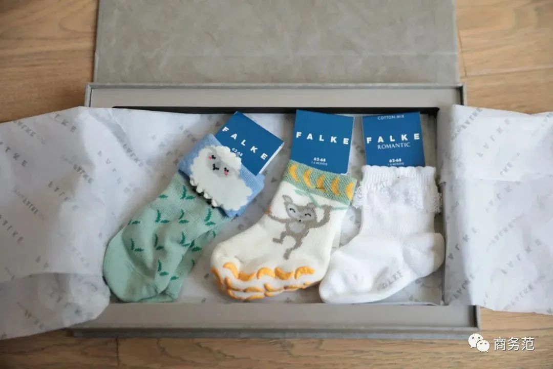 新生婴儿礼物必备物品清单,新生婴儿合适买什么礼物