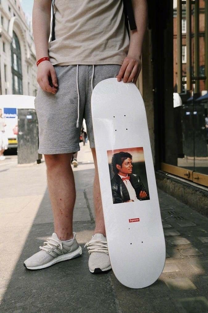 supreme为什么这么贵,杰克逊supreme
