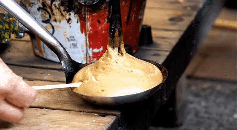 韩国《鱿鱼游戏》爆火的椪糖，在天津却早就有自己的传说