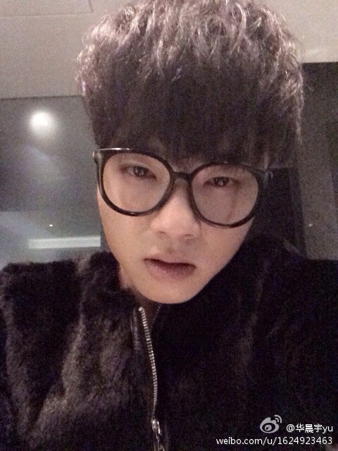 为什么华晨宇植发效果好,华晨宇植发图片是真的吗