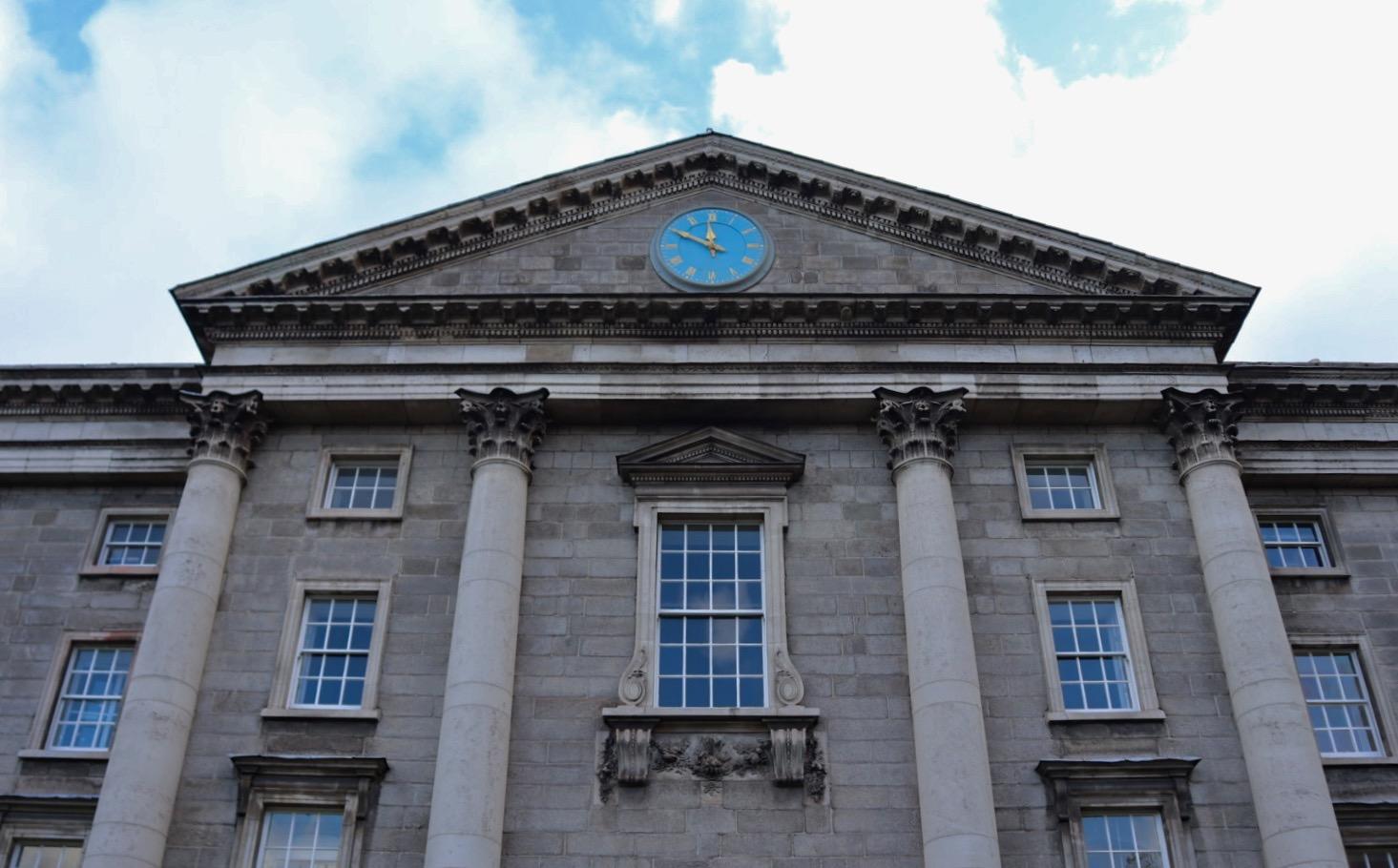 票价100块的欧洲超短线！座椅比国内廉航还窄，坐几分钟都受不了