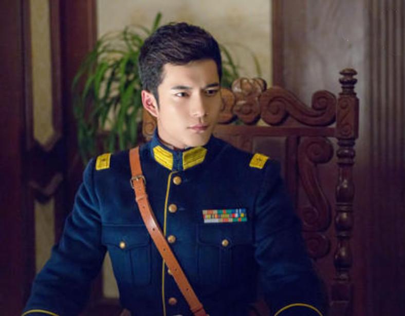 八本军迷必看的军事小说,十部最真实的军事小说