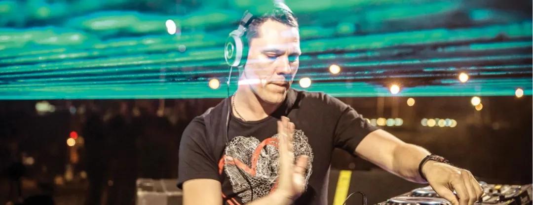 仍未结束的故事：传奇音乐人Tiesto
