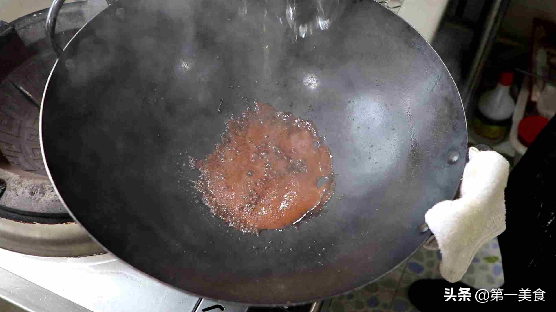 红烧肉最正宗的做法大厨一步教你,红烧肉最好的正确做法