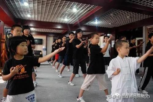 什么兴趣班合适大龄孩子学,什么年龄报兴趣班