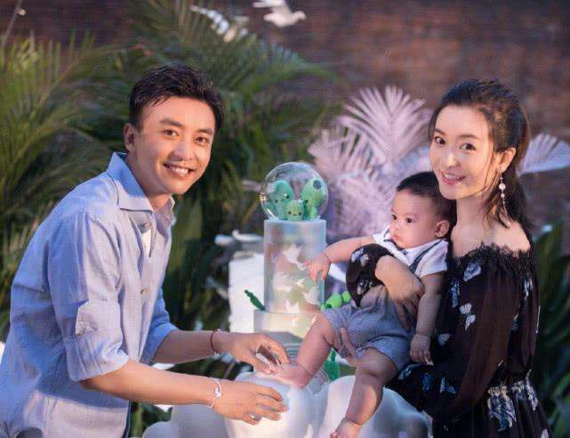 鏉庝匠鑸紶鐩婅揪杩戝喌,寮犵泭杈炬潕浣宠埅鐓х墖