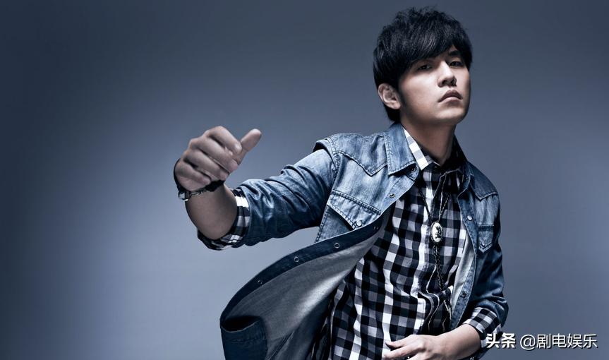 蔡徐坤和周杰伦的流量大战,蔡徐坤周杰伦流量战评论