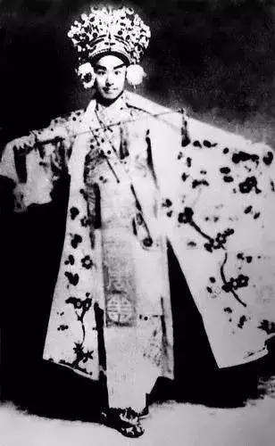 李叔同传奇人生完全视频,李叔同传奇故事全集