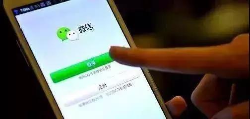 假装外国人骗朋友,假装外国友人骗朋友