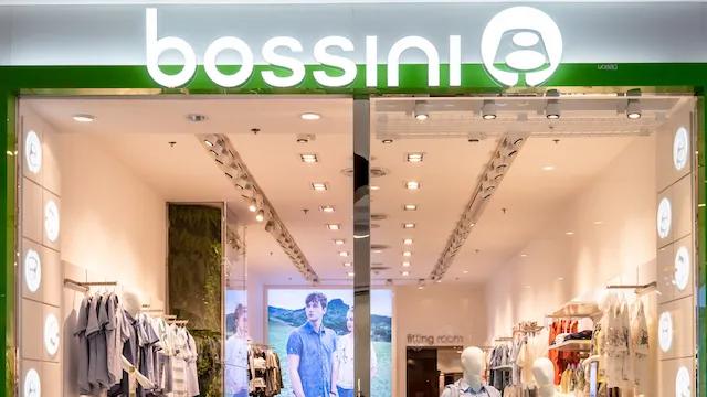 全球租金最贵的香港罗素街变折扣卖场；晓雪成上海时装周推广大使