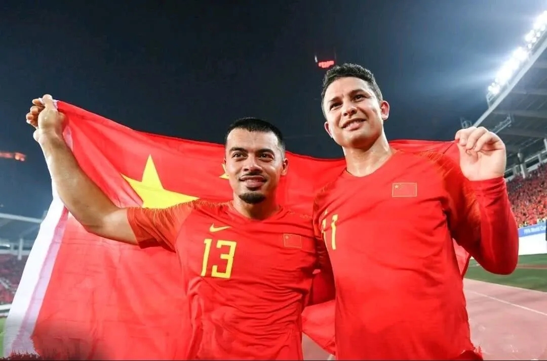 为什么艾克森入籍中国,为什么艾克森能够加入中国队