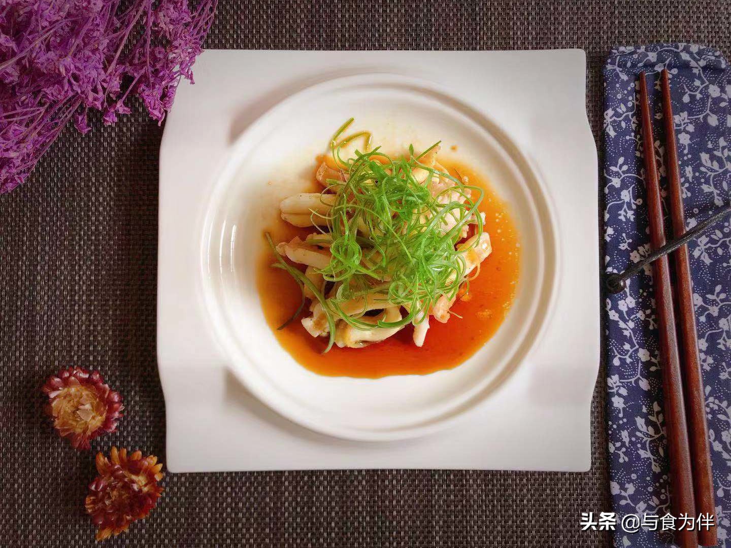 鱿鱼不油炸怎么做好吃,鱿鱼不煎不用炸鲜香肉嫩无腥味