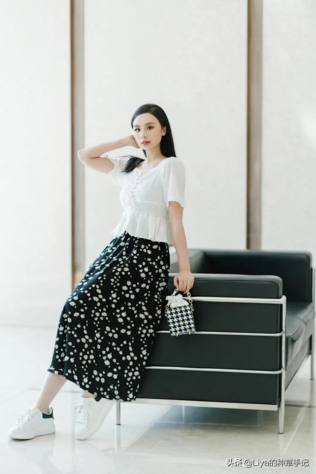 凉鞋穿起来拖沓,凉鞋穿起来没气质